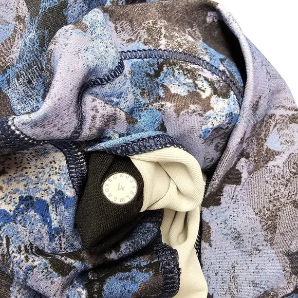 Lululemon Wunder Under High Rise 7/8 Tight 25" Size 4 Screen Camo Multi Luxtreme - Picture 7 of 8